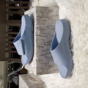 Oofos Recovery Slip On Adjustable Strap Sandals Blue SZ 9/EU 40